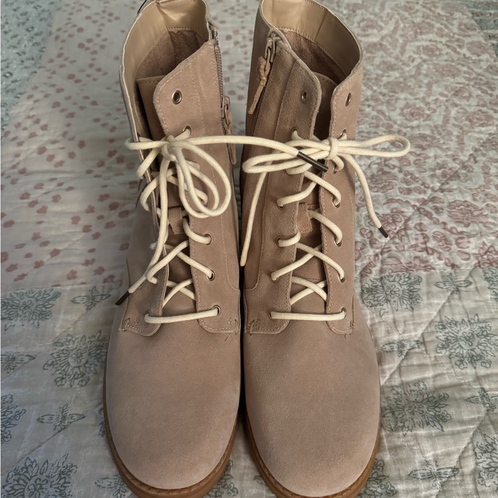Cole Haan Women's 11 Camea Lug Sole Combat Boots Water resistant Suede. NWT - Picture 3 of 10